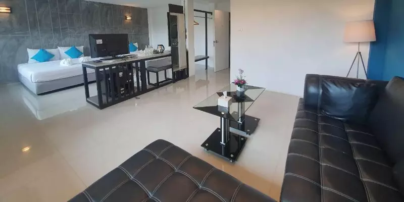 room_c919f69f-7f8a-45d8-9b27-3cc9f4b33644.jpg