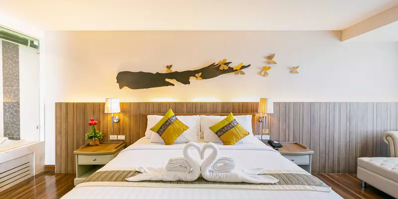 room_33a2788e-8ca1-4ca4-aa10-1dd3abb04b2c.jpg