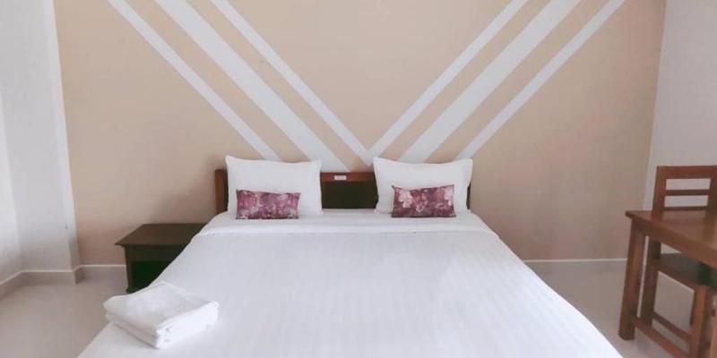 room_ea33aac8-8c70-44d0-9ed3-7a4f56a2dcce.jpg