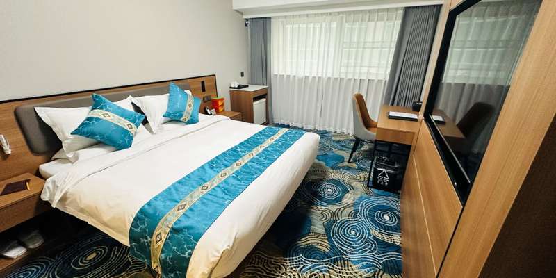 room_6f16d70e-feb1-4427-820f-d331943d2b3f