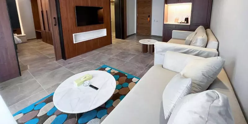 room_3d64cd9c-a678-47ae-89c8-68131e8444a4.jpg