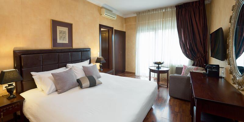 room_98cc843a-45d4-489a-8d4e-534438f5d7ec.jpg