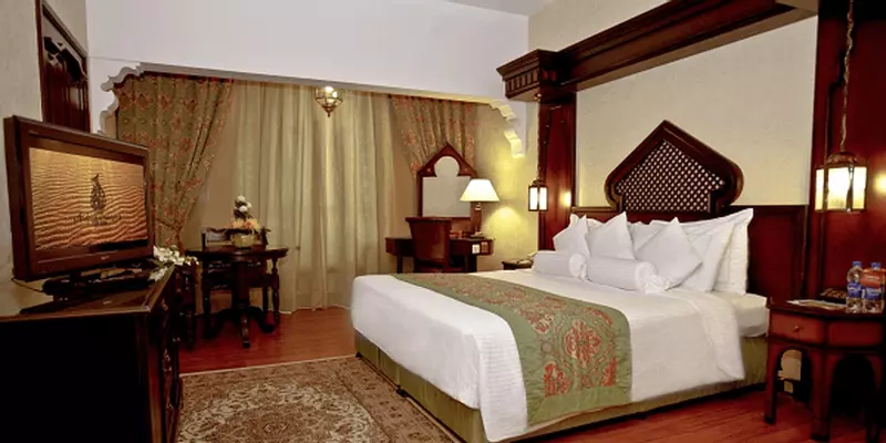 room_fd9d7ca4-c630-472a-8363-8cb8eb700700