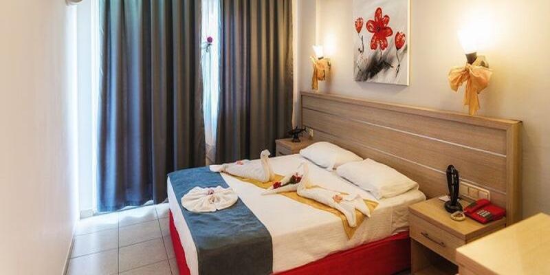 room_cc10e329-0c1c-47db-a3e9-fbfd251d090d