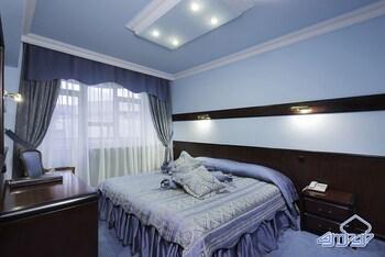 room_24db4cb1-fb8d-42ef-96b1-5a768c291d4f.jpg