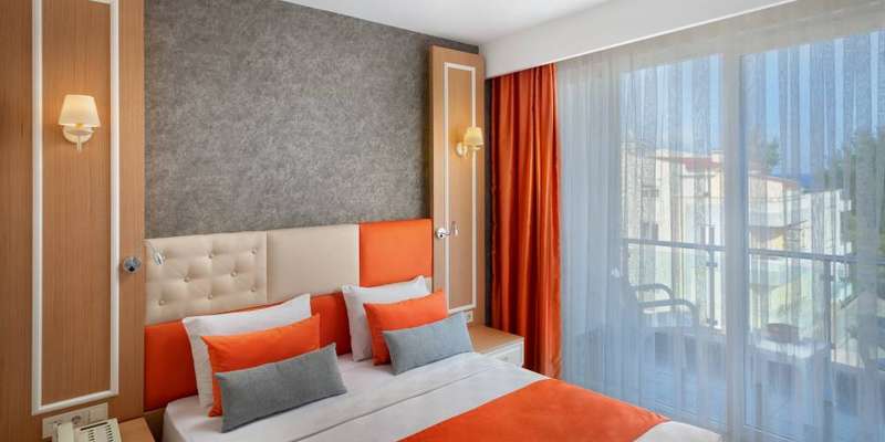room_77c7ff93-0945-4651-90d7-d1ac08c6ff6f