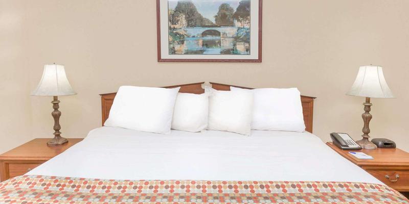 room_7fffd64c-7522-42c8-aff0-0ea7a04c83b2.jpg