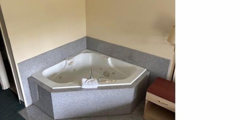 room_7140b2a1-24ac-4e30-a38c-ca7ccd90f68b.jpg