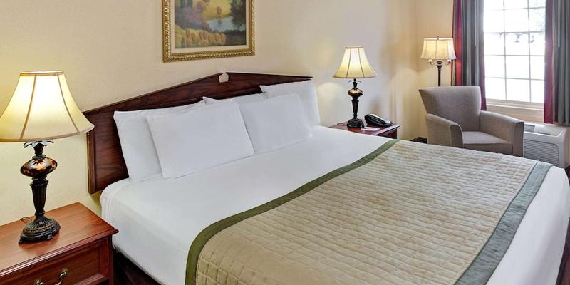 room_52a502fc-661a-4b2c-8ced-aa4bdd00fde7.jpg