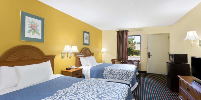 room_1f81ce9d-e38c-4a55-87bd-57b809e9af96.jpg