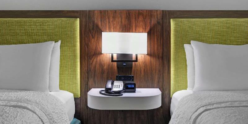 room_003cf9e7-d2bf-41e3-b72b-442c4e2634ee.jpg