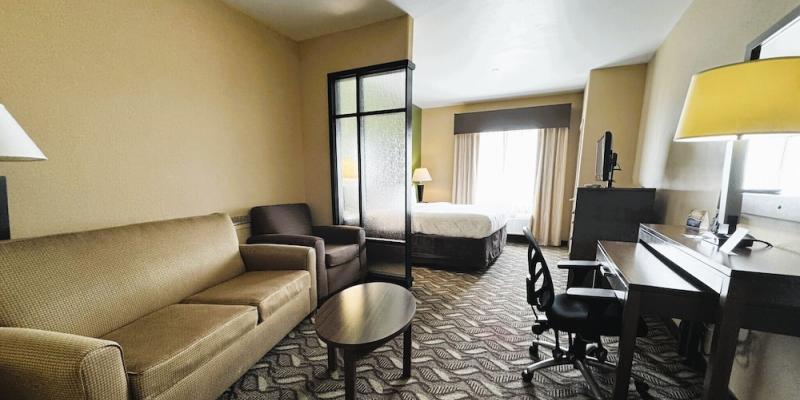 room_07fcbd90-c669-42f4-92b8-aeee7df6fb34.jpg