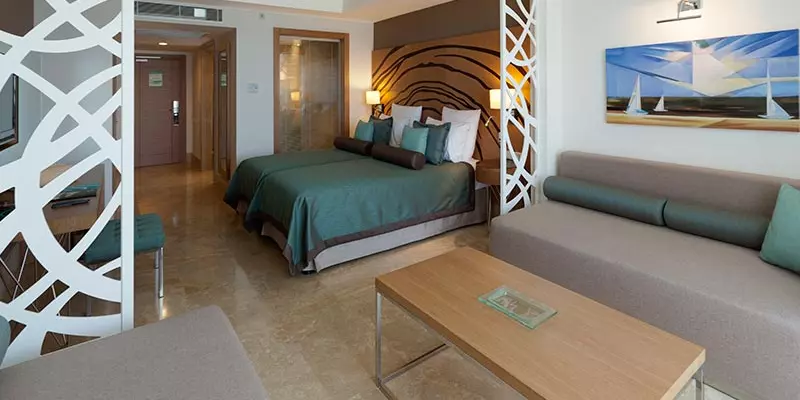 room_9d7f3873-c9f8-4d1c-9d60-bd7dfccfed7c