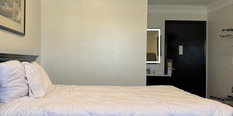 room_e3ae4b7d-6820-4d3a-af9e-b3da92fc65b2.jpg