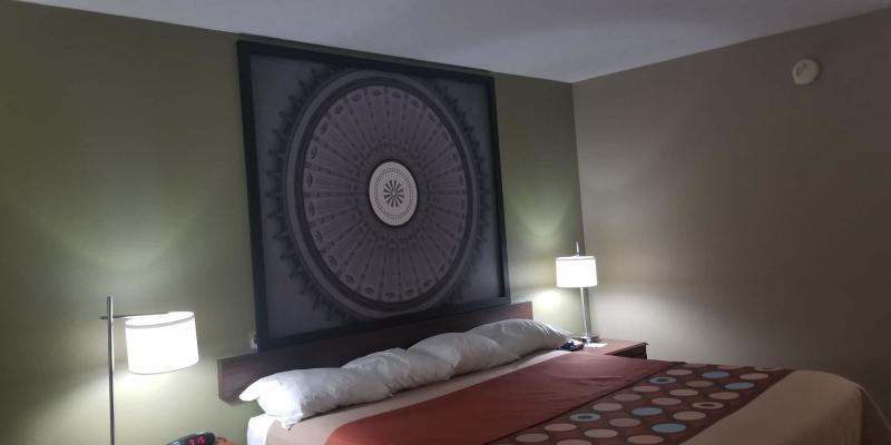 room_e2186e6c-46f9-4b8d-9b2c-4e6c00ab692b.jpg