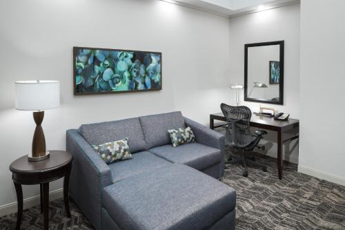 room_fde77fac-d6cd-48e4-aa3f-63d86c83d5a2.jpg