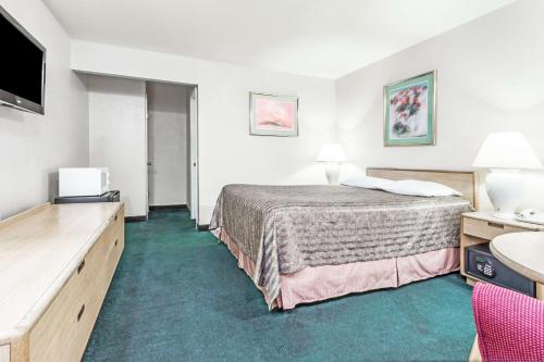 room_b40bcac0-288c-4ef1-b7b7-b3bcf7dc06d0.jpg
