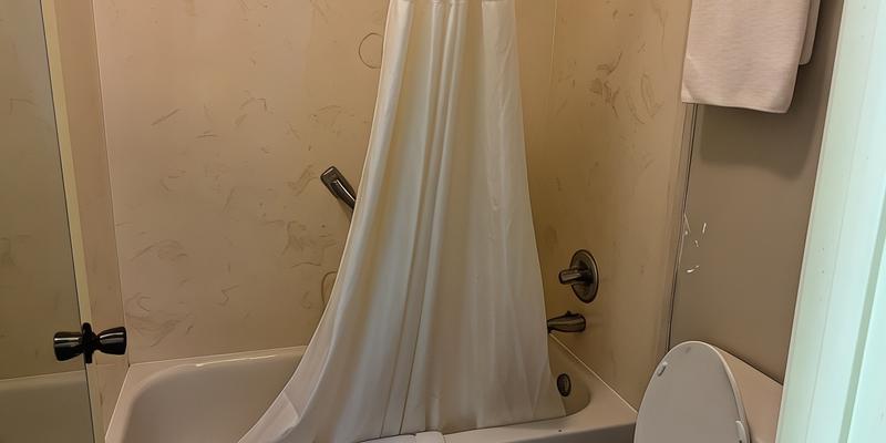 room_3317b376-6ac6-4e55-b99f-4ba5f2c474d9.jpg