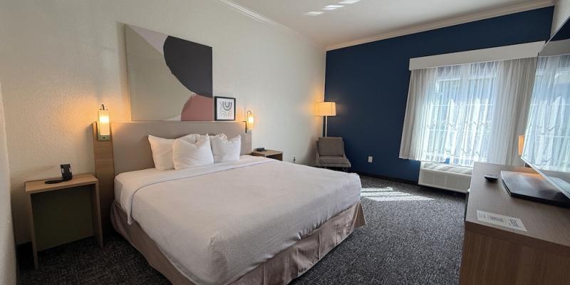 room_cc408778-ced5-4dd0-a2dc-0e5a526e5f33.jpg