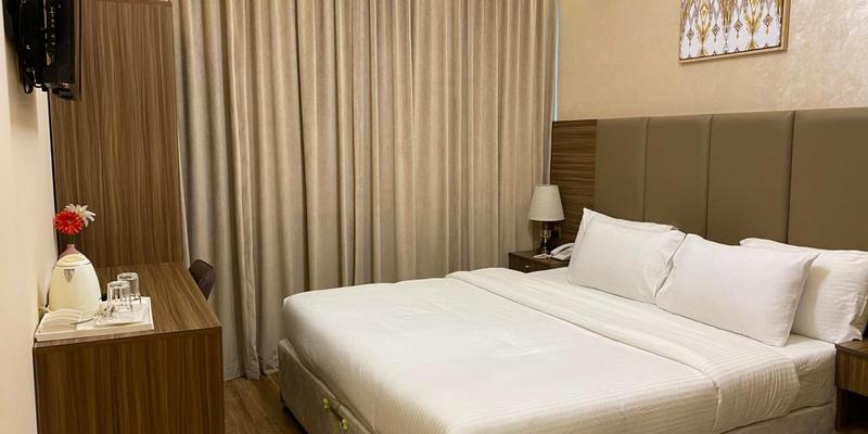 room_7ff2443f-9d97-471f-9f3b-b02683af5fa2
