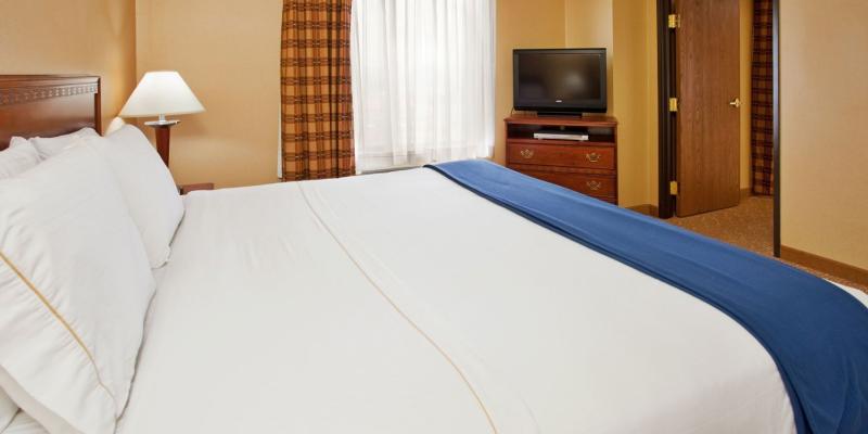 room_e74e09db-664b-4b4e-b72d-1df80cff3700.jpg