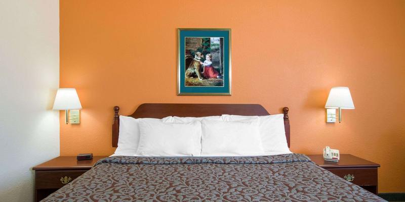 room_4ff21e3a-2592-4d7d-b3c8-ced96897456e.jpg