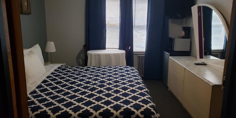 room_c3fc9974-d63b-41c3-bae4-c4a8e63557cf.jpg