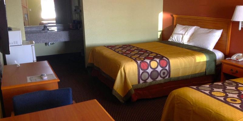 room_e49bb02c-e3c6-4c74-9ab7-1ab38e063ec1.jpg
