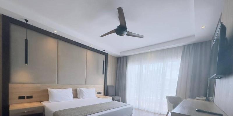 room_2d2a35f5-b839-46c5-b7ab-ced37c5e824f