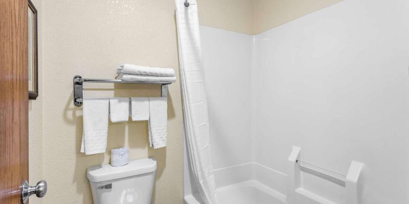 room_12fd8d94-d275-496a-8cdc-9d83da1e4ce7.jpg