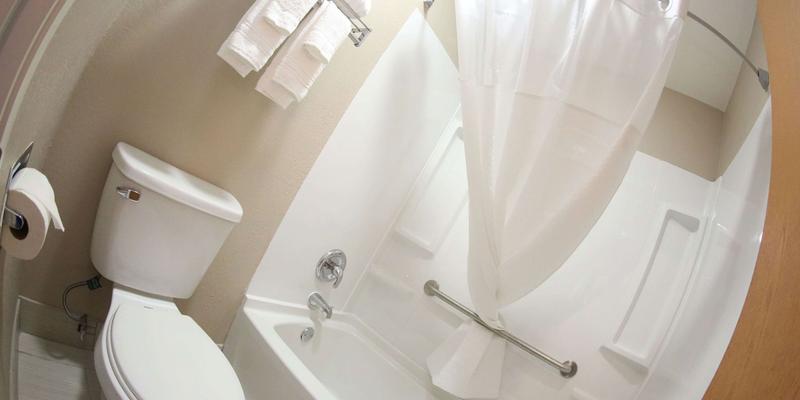 room_f4fff9ce-487b-4ebf-9415-33c8c75bdf23.jpg