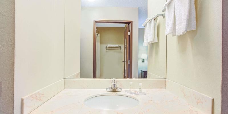 room_659e6038-4724-4d9d-b2ba-5f5bc1fb7d92.jpg