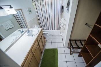 room_e4cdd625-3a01-4c9d-b73c-df2fd571024a.jpg
