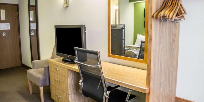 room_e4e12f99-9cb6-4fff-8c3f-7194e02b1425.jpg
