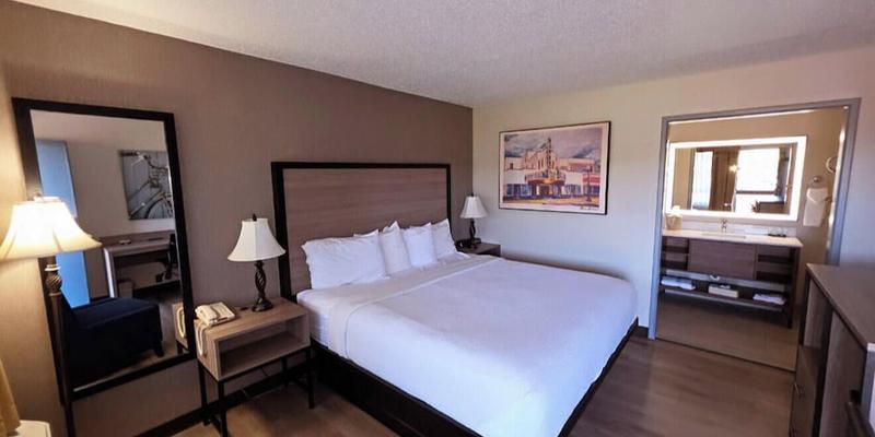 room_8f2d2433-31e7-4f2a-8d80-14d4c9b299c2.jpg