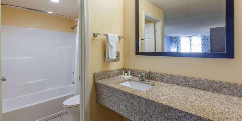room_32f04c6b-c0ea-4c2e-bc6a-06d235e6a3e2.jpg