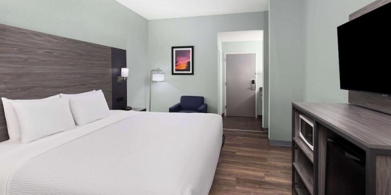 room_0e8c2857-e4e8-40c5-8cb3-8b669ab3d490.jpg