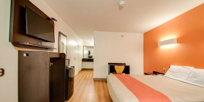 room_d2fa2ef6-85e3-4000-9d0f-afb63b9ab68e.jpg