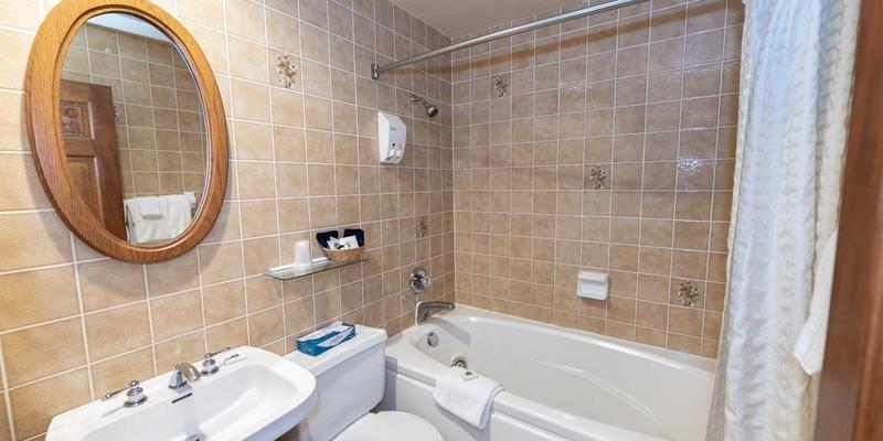 room_8b42cb50-5cce-4bf4-9b8d-135143be5f9f.jpg
