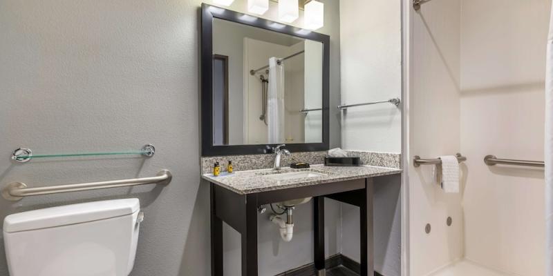 room_c1907a44-02c7-4096-bcd8-e3d44f915a1b.jpg