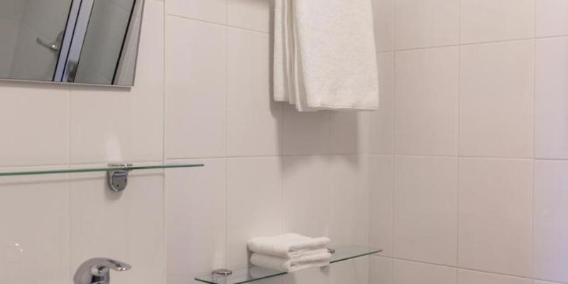 room_3d60e80b-b20a-407c-ac42-19c9bbff7cb9.jpg