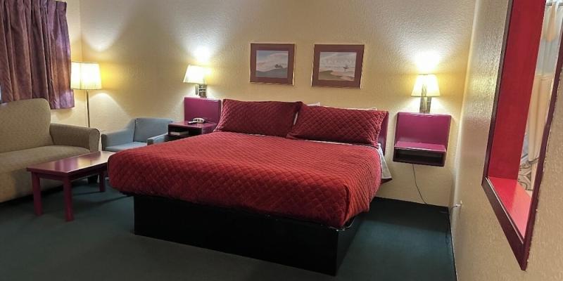 room_c2acabdf-da61-4615-9994-d99b4e626e0f.jpg