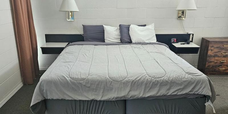 room_da8730fe-1983-40aa-96b3-400d04cca2ab.jpg