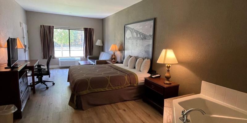 room_06d8e6b1-6877-4d43-ab9b-2bfc7fed2465.jpg