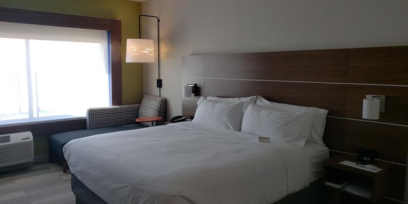 room_f2fa3d9c-c2d3-4be3-84c3-3498683f58c2.jpg