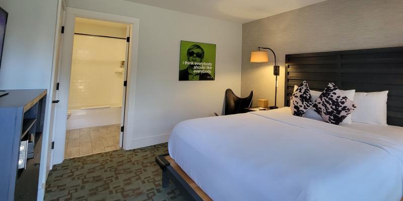 room_661b387c-c8af-48cc-9192-a3c31344cdfd.jpg