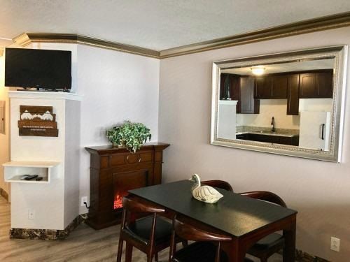 room_90d196b4-7a3a-45e7-ba60-8a8aeb4b93a0.jpg
