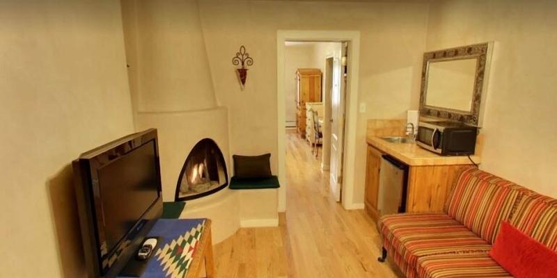 room_f5eeff36-dd7f-4da7-959e-2c5e139ae8b0.jpg