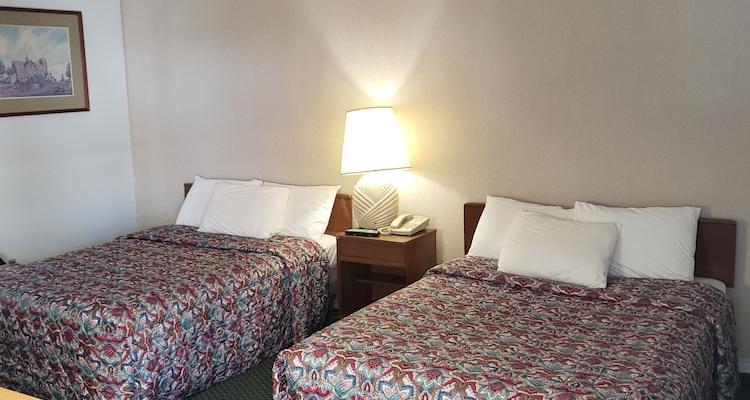 room_09836b3d-372a-49a3-8c00-c4f896d64cd2.jpg