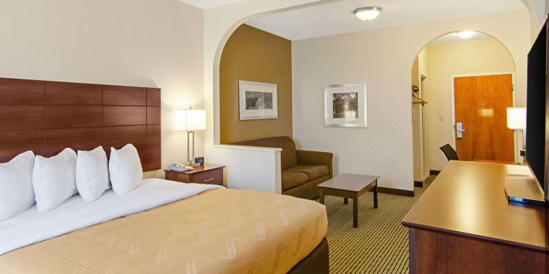room_e9eaea2a-6602-4e65-8e67-65d808ff7300.jpg